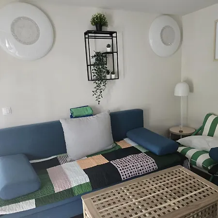 Apartamento Paloma 2-min Walk To Beach, King Bed, Ensuite, Outdoor Hotspa